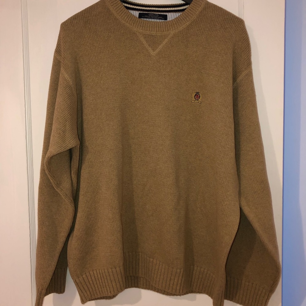 Beige Tommy Hilfiger knit sweater